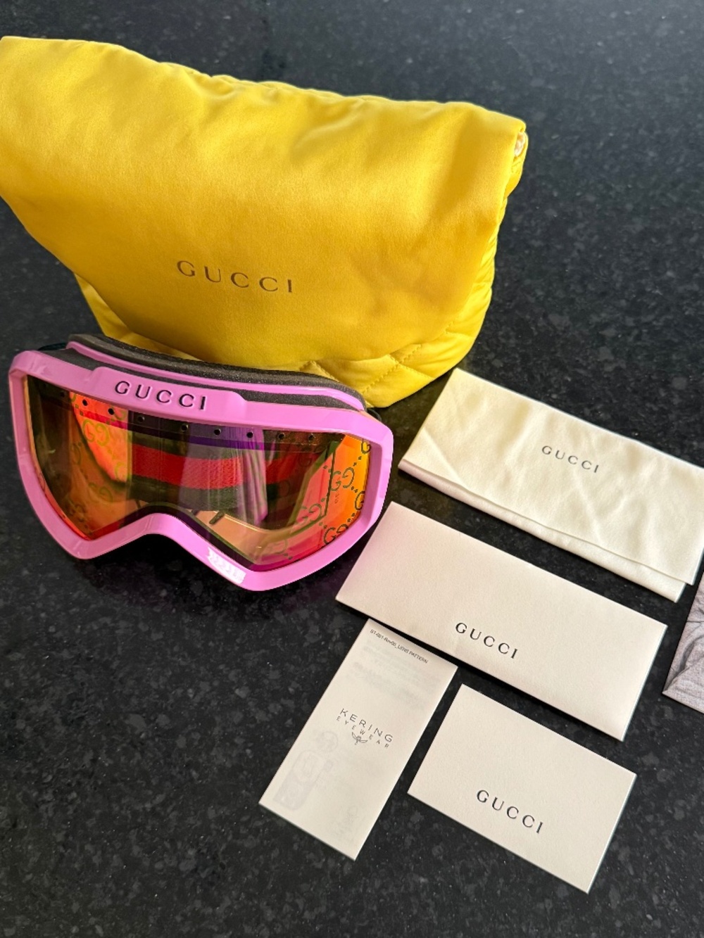 Gucci Pink Logo Monogram Ski Goggles GG1210S Brand New